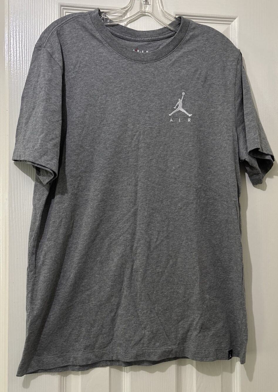 Jordan Jumpman Air Embroidered Mens Heather Gray T-shirt Size Large NBA Sports